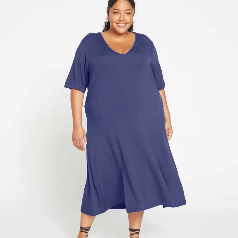 Universal Standard 4XS Poise V Neck Midi Dress in True Blue (0/XS equivalent)